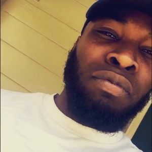 Meet your Posher, Aaron-jamal